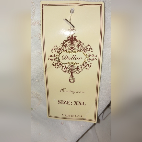 White Dress Size XXL - Picture 11 of 16